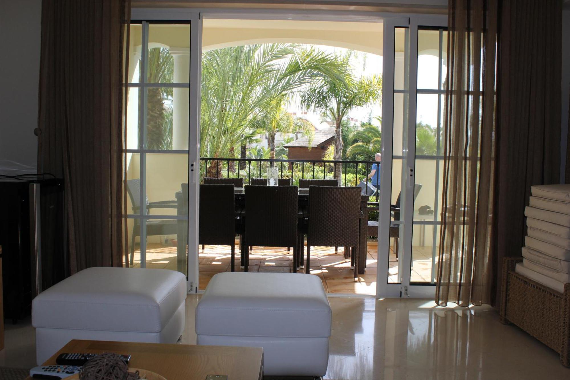Luxury 3 Bedroom Apartment On Gated Complex كوارتيرا المظهر الخارجي الصورة
