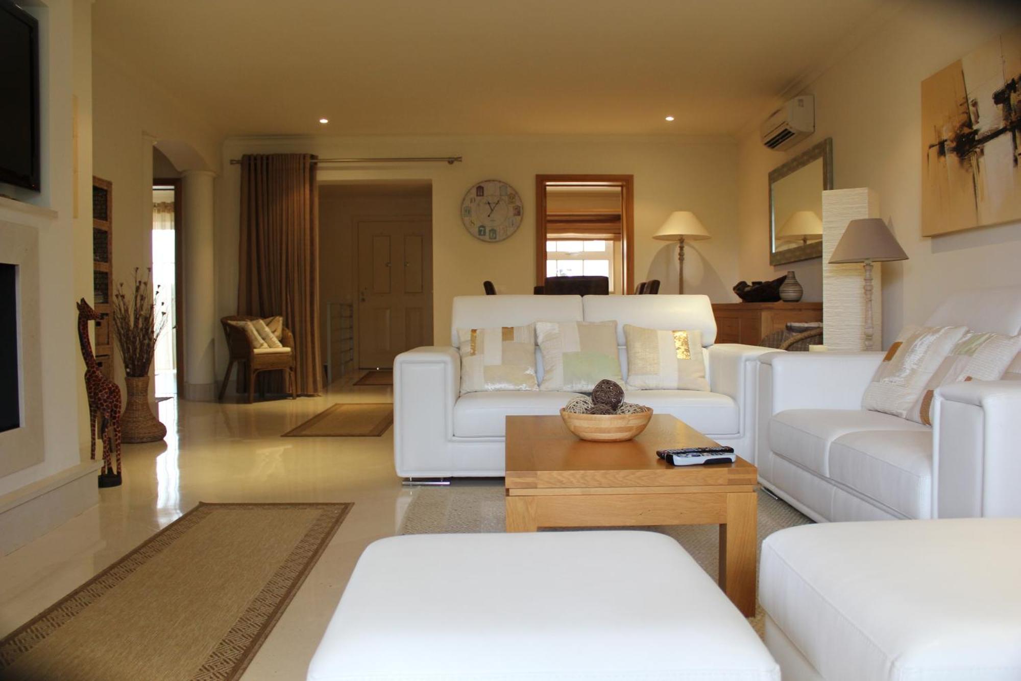 Luxury 3 Bedroom Apartment On Gated Complex كوارتيرا المظهر الخارجي الصورة